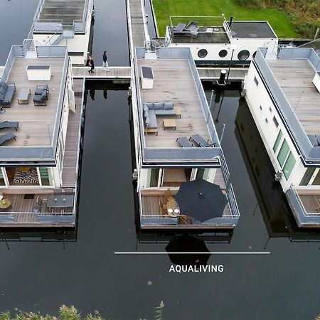 Stunning Ship In Aalsmeer With Harbor View Exterior foto